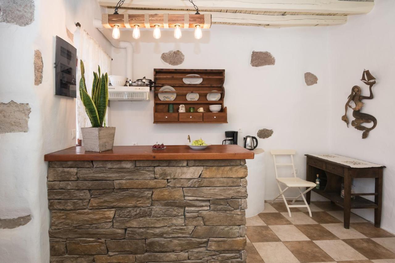 Αlexandra Studio Apartment Plaka  Екстериор снимка